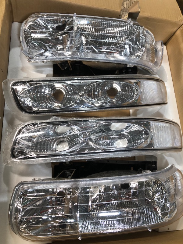 Photo 4 of *USED* AUTOSAVER88 Headlight Assembly Compatible with 1999-2002 Chevy Silverado / 2000-2006 Tahoe Suburban Headlamp with Bumper Lights