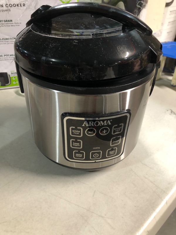 Photo 3 of *USED/SEE NOTES* Aroma Housewares ARC-914SBD Digital Cool-Touch Rice Grain Cooker 