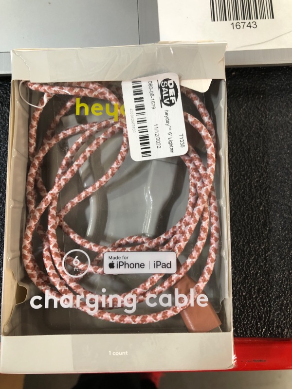 Photo 2 of *USED/SEE NOTES*  Lightning to USB-A Braided Cable