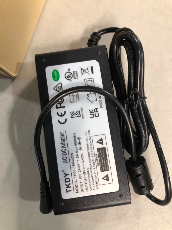 Photo 2 of *USED/SEE NOTES* 90W ETL Certification Universal AC Adapter Laptop Charger 