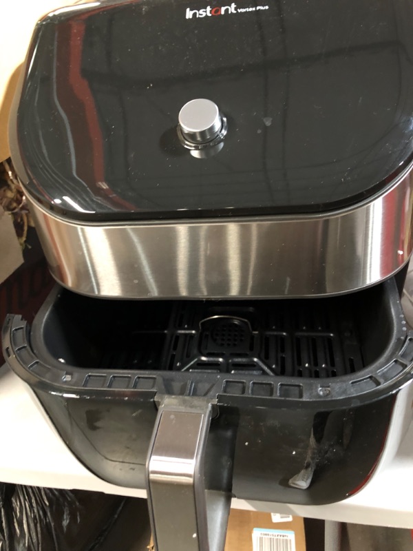 Photo 2 of *Used * Instant Vortex Plus 6-Quart Air Fryer Oven, Single Basket, Stainless Steel 6QT ClearCook