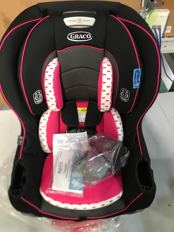 Photo 2 of Graco - Extend2Fit Convertible Car Seat, Kenzie