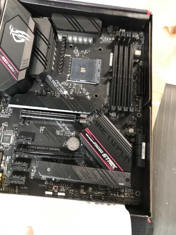 Photo 2 of ASUS ROG Strix B550-F Gaming AMD AM4 Zen 3 Ryzen 5000 & 3rd Gen Ryzen 