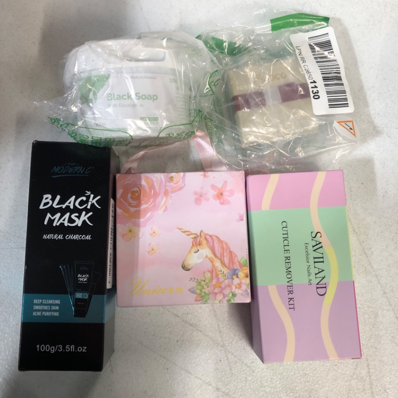 Photo 1 of Cosmetic accessories 5xPc Bundle