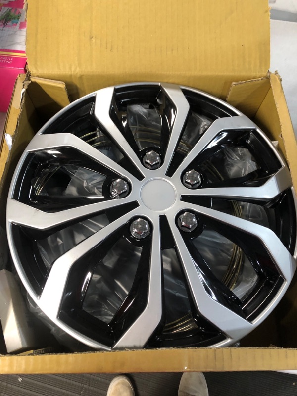 Photo 2 of Pilot Automotive WH553-15S-BS Universal Hubcaps