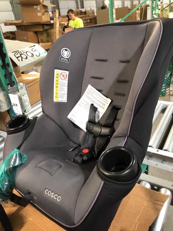 Photo 3 of Cosco Onlook 2-in-1 Convertible Car Seat, Rear-Facing 5-40 pounds and Forward-Facing 22-40 pounds up to 43 inches, Black Arrows