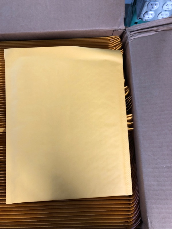 Photo 3 of Amazon Basics Kraft Bubble Mailer, 8.5" x 12" (Internal Size - 8.25" x 11"), 100-Pack 100 pack 8.5" x 12"