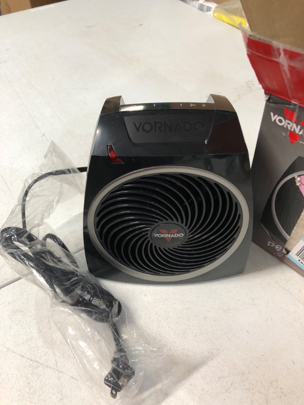 Photo 3 of **USED** Vornado VH5 Personal Vortex Space Heater , Black