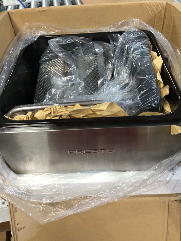 Photo 2 of [USED] Presto Dual Basket Deep Fryer