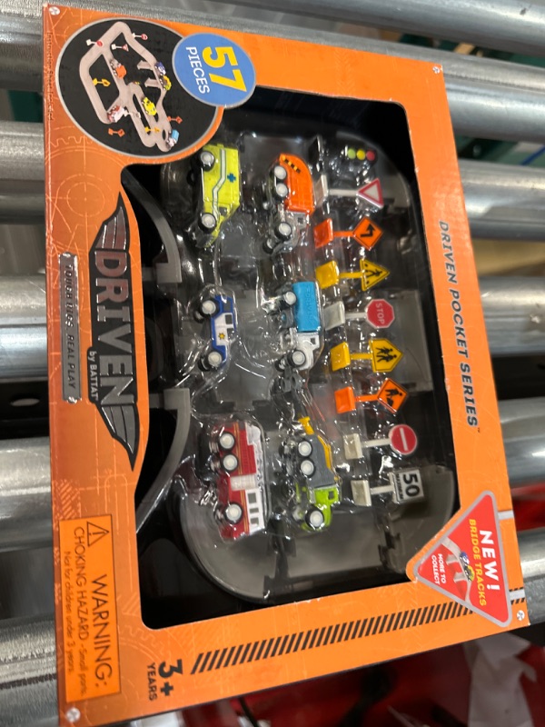 Photo 2 of DRIVEN &#8211; Track Playset with Toy Trucks &#8211; Safe &#38; Clean City Crew (57pc) &#8211; Pocket Series