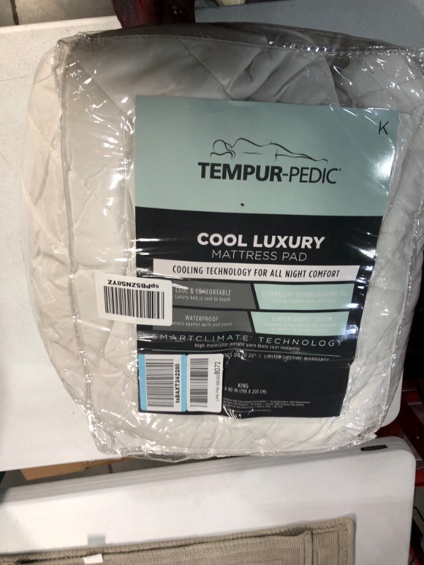 Photo 3 of -USED (SEE NOTES)-Tempur-Pedic Cool Luxury Mattress Pad, King, White King Mattress Pad, 80 x 78 x 20 inches

