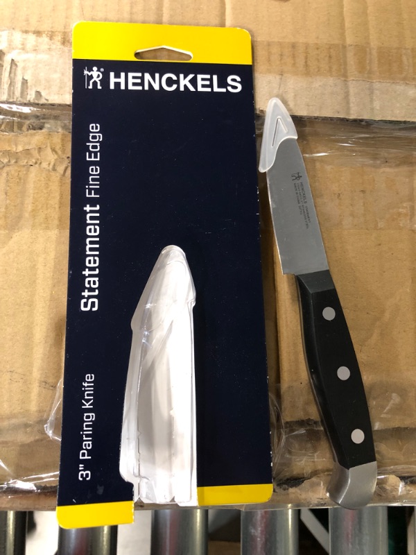 Photo 2 of [USED] HENCKELS Statement Razor-Sharp 3-inch Paring Knife