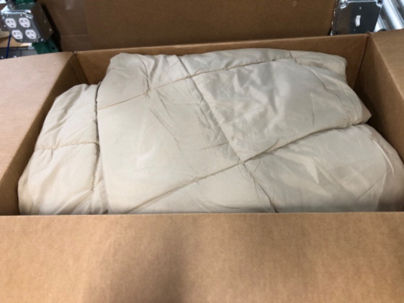 Photo 2 of [USED] satisomnia Oversized Queen Comforter - Brown