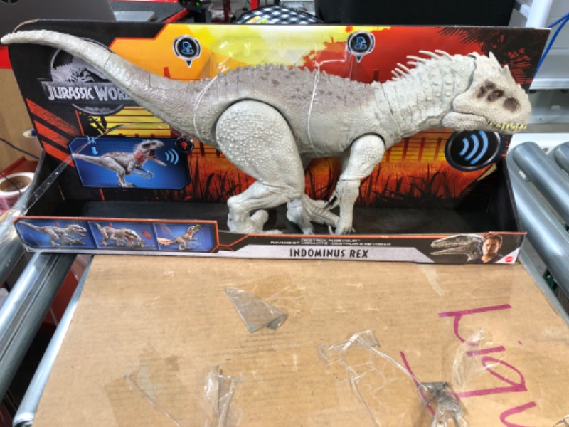 Photo 2 of Jurassic World Destroy 'N Devour Indominus Rex