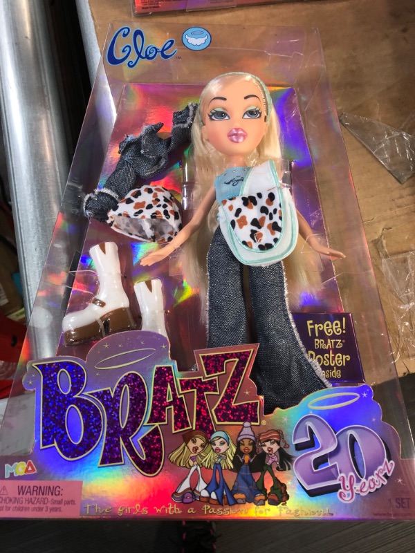 Photo 2 of Bratz 20 Yearz Special Anniversary Edition Original Cloe Fashion Doll 