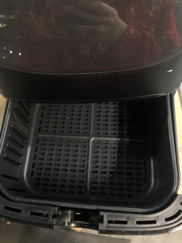 Photo 3 of -DOES NOT FUNCTION/PARTS ONLY-COSORI Pro III Air Fryer Dual Blaze, 6.8-Quart
