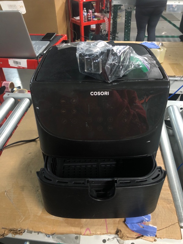 Photo 2 of -DOES NOT FUNCTION/PARTS ONLY-COSORI Pro III Air Fryer Dual Blaze, 6.8-Quart