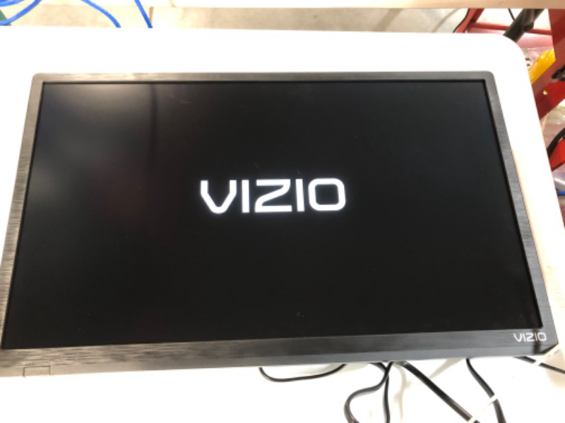 Photo 2 of VIZIO 24-inch D-Series Full HD 1080p Smart TV with Apple AirPlay 2022 Model 24 in 