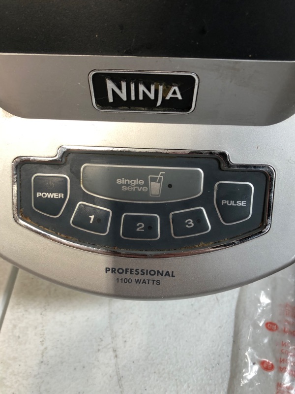 Photo 6 of [USED] Ninja Professional Blender & Nutri Ninja Cups