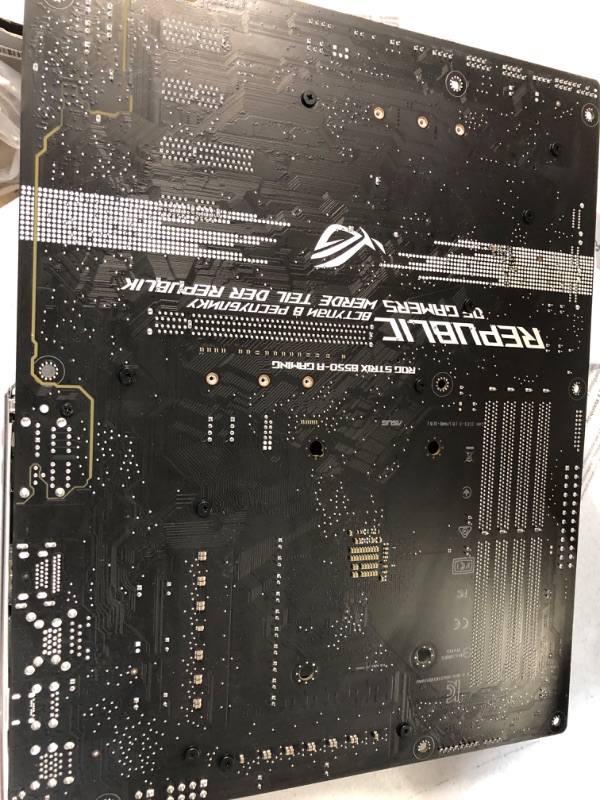 Photo 2 of ASUS ROG STRIX B550-F GAMING AM4 AMD B550 SATA 6Gb/s ATX AMD Motherboard