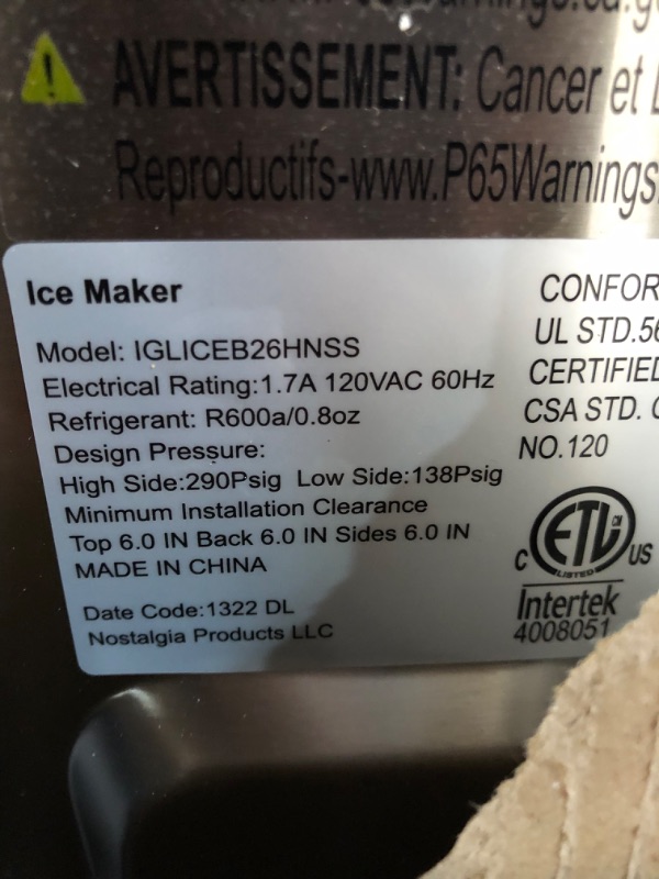 Photo 2 of *****PARTS ONLY/ SEE NOTES*****
Igloo 26 Lb Self Cleaning Ice Maker with Carrying Handle