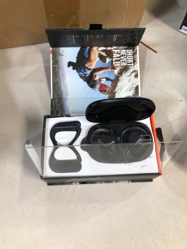 Photo 2 of JBL Endurance Peak 3 - True Wireless Headphones (Black)
