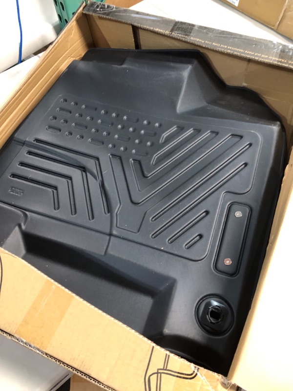 Photo 2 of 2016-2022 Honda Pilot Floor Mats