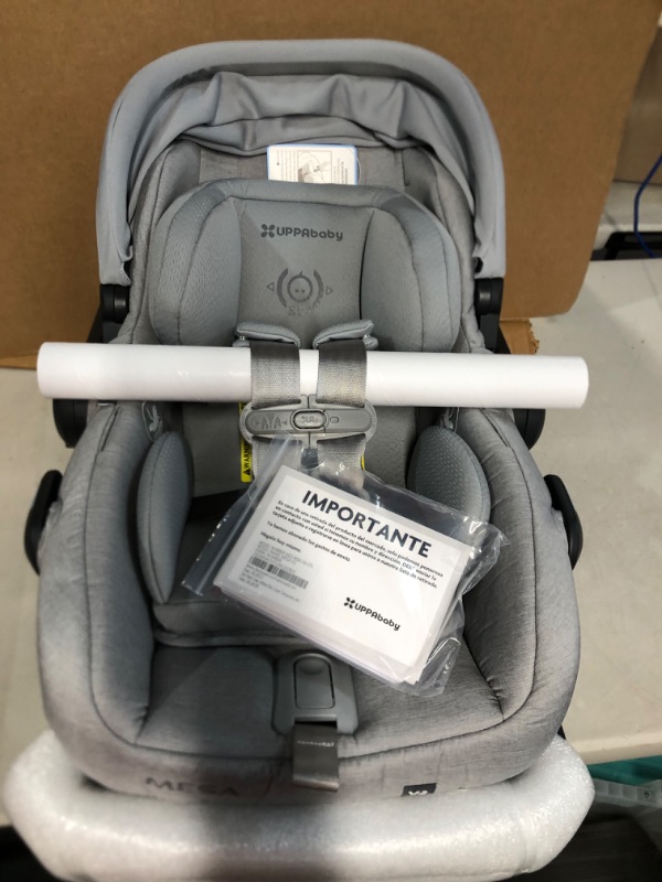 Photo 3 of MESA V2 Infant Car Seat- Stella (Grey mélange) + Base for MESA/MESA V2