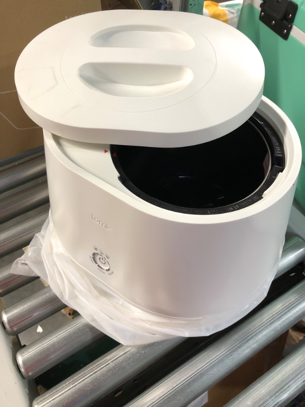 Photo 2 of Lomi | Smart Waste Kitchen Composter