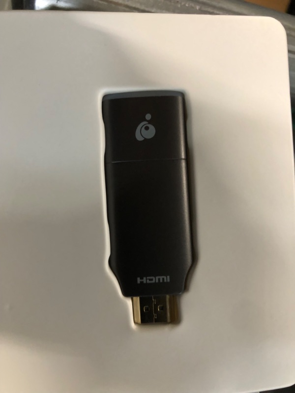 Photo 2 of IOGEAR HDMI Wireless Video 4K Screen Sharing Adapter 