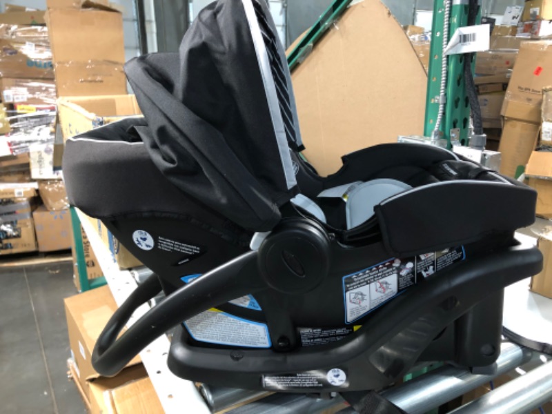 Photo 3 of Graco snugride 35 lite xl