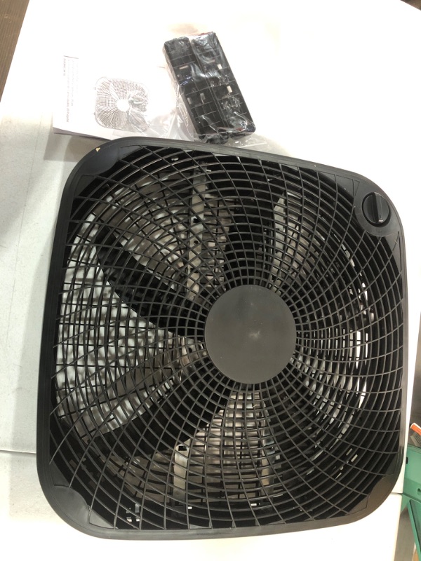 Photo 2 of Amazon Basics 3 Speed Box Fan, 20-Inch 20-inch Box Fan