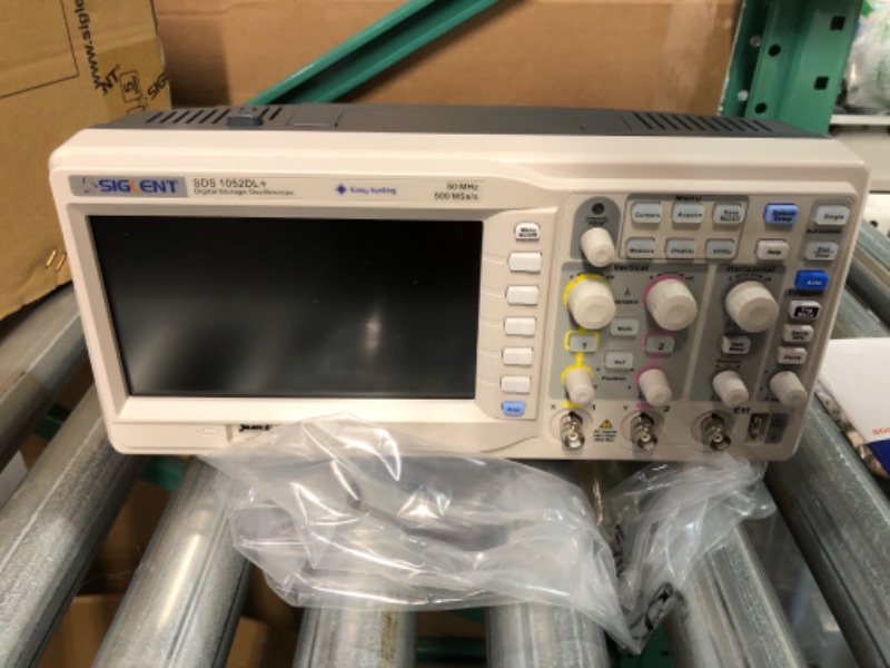 Photo 3 of [USED] Siglent Technologies 50 MHz Digital Storage Oscilloscope 