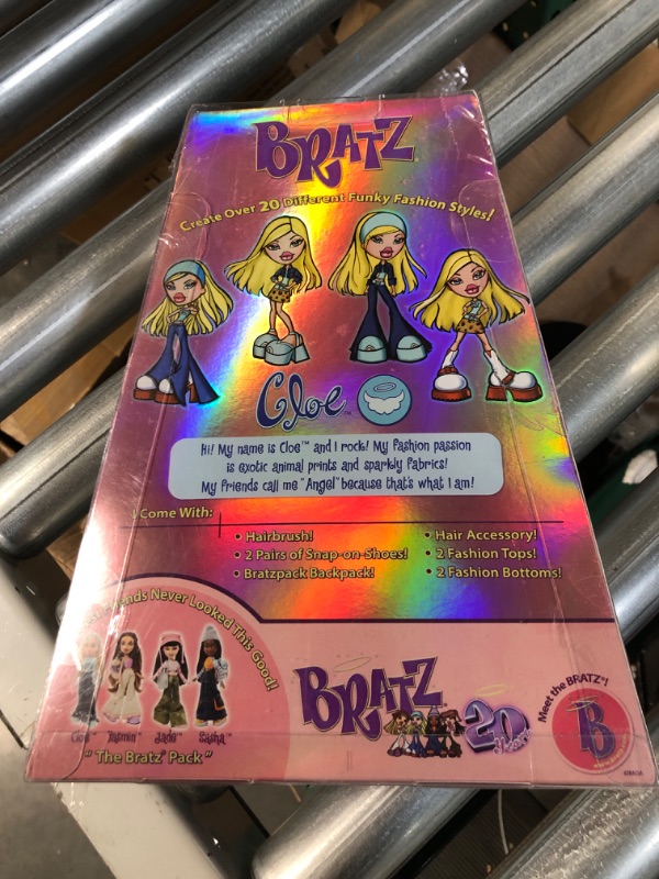 Photo 3 of Bratz 20 Yearz Special Anniversary Edition Original Cloe Fashion Doll 