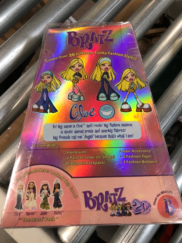 Photo 3 of Bratz 20 Yearz Special Anniversary Edition Original Cloe Fashion Doll 