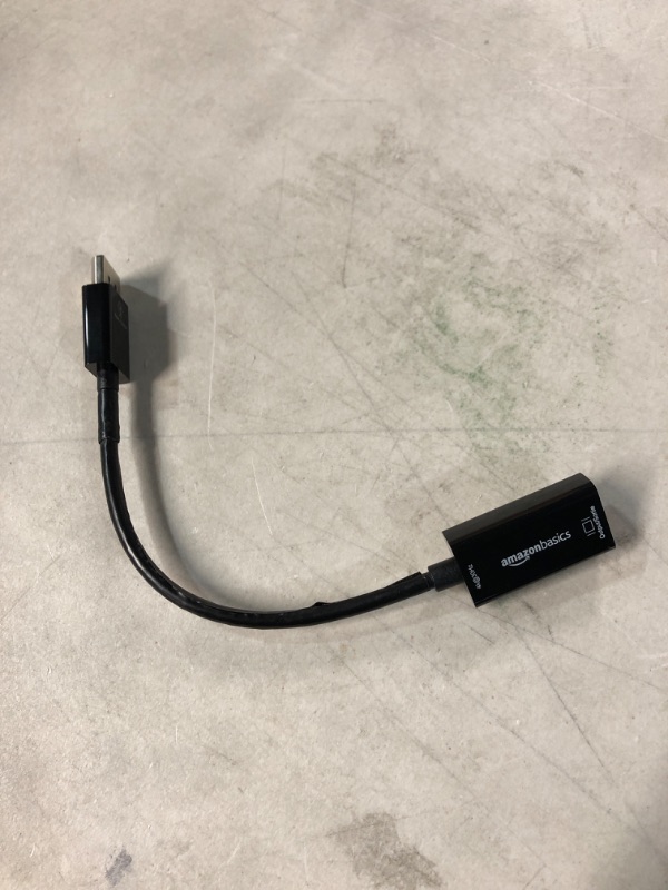 Photo 1 of Display port to Hdmi adapter, 4k@30hz, amazon basics