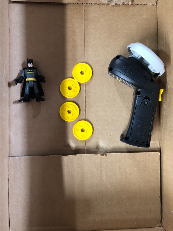 Photo 4 of Fisher- Imaginext DC Super Friends Transforming Batmobile R/c