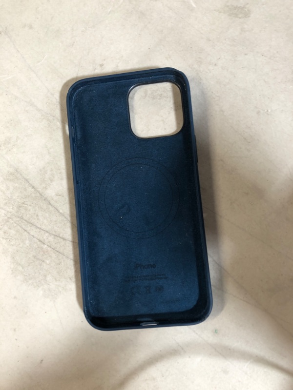 Photo 3 of Apple iPhone 13 Pro Max Silicone Case with MagSafe - Abyss Blue