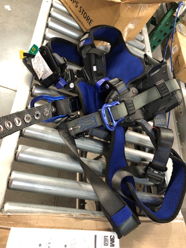 Photo 2 of 3M DBI-SALA Large ExoFit NEX ConstructionFull Body Style Harness With Tech-Lite Aluminum Back D-Ring 