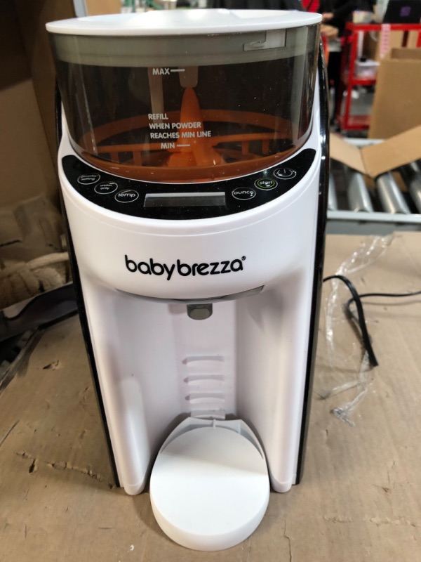 Photo 1 of Baby Brezza Formula Pro Advanced Formula Dispenser Machine - ?11 x 7 x 14 inches
