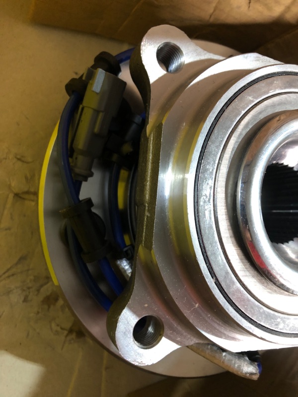 Photo 1 of MOOG Wheel Bearing and Hub Assembly - Fairly new