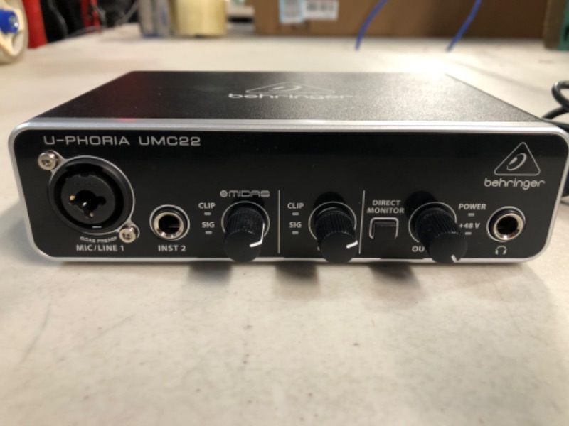 Photo 4 of Behringer U-Phoria UMC22 USB Audio Interface