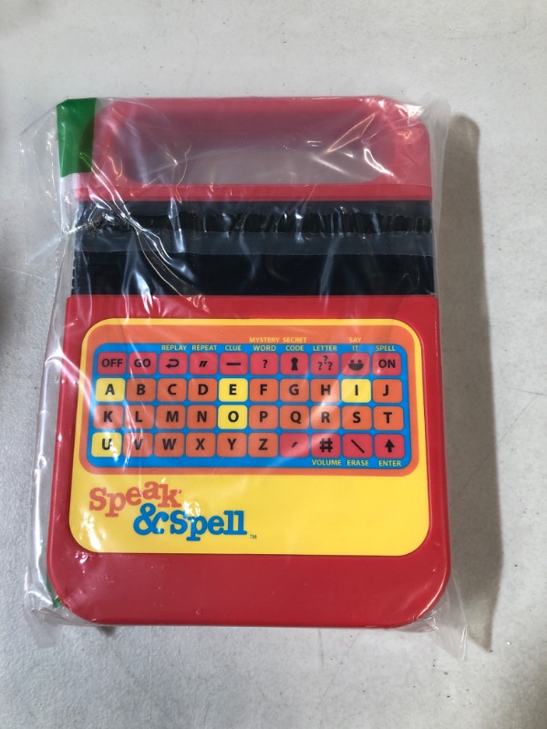 Photo 2 of Basic Fun Speak & Spell Electronic Game