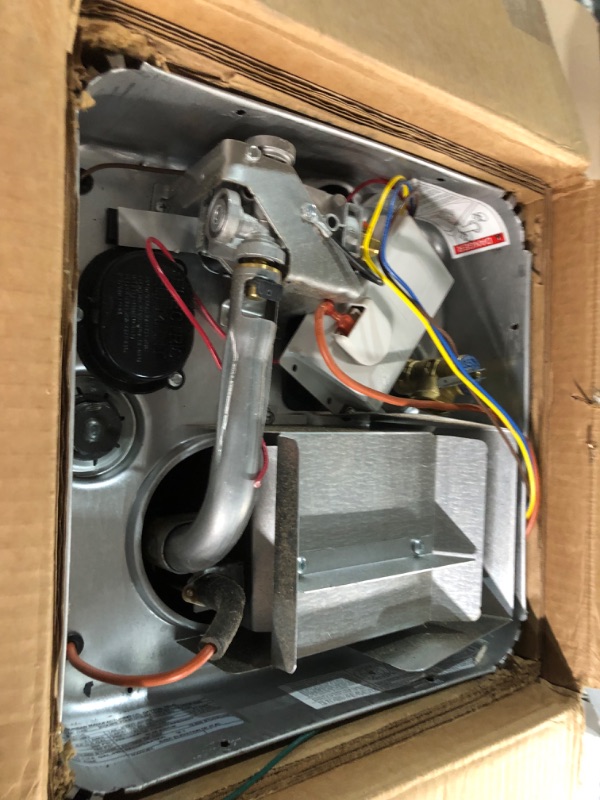 Photo 1 of Suburban Manufacturing SW6DE RV WTR HTR 1 PK - 5239A - see comments