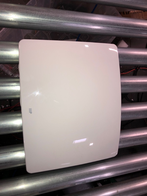 Photo 2 of Monoprice Active Curved HD5 HDTV Antenna, 60 Mile Range