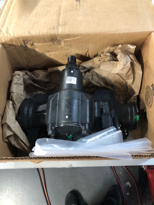 Photo 2 of Cardone 27-6550 Remanufactured Power Steering Gear (Renewed)