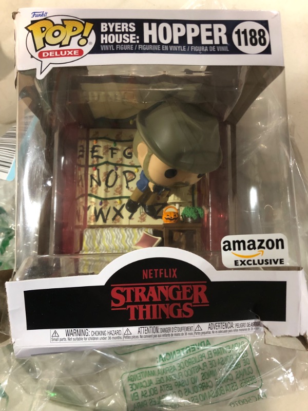 Photo 2 of *BOX DAMAMGED/BROKE OFF STAND** Funko Pop! Deluxe: Stranger Things Build A Scene - Hopper, Amazon Exclusive Figure 4 of 4