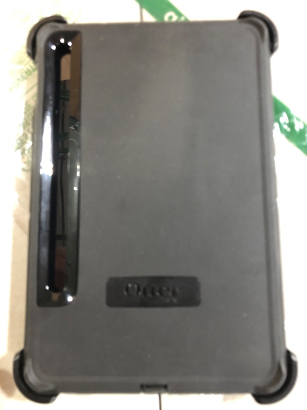 Photo 2 of OtterBox DEFENDER SERIES Case for Galaxy Tab S7 - BLACK