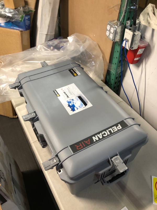 Photo 1 of Pelican Air 1615 Case - GREY