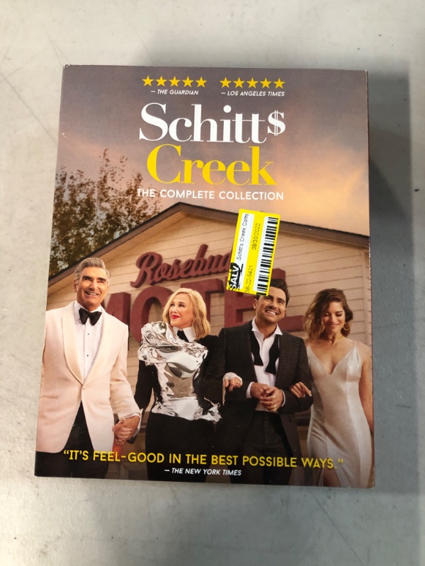 Photo 2 of **Brand New** Schitt S Creek: the Complete Collection (DVD)